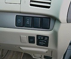 Toyota Estima hybrid 2.4 - Image 5/10