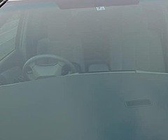 Toyota Estima hybrid 2.4 - Image 7/10