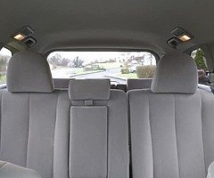 Toyota Estima hybrid 2.4 - Image 9/10