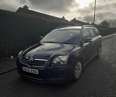 Toyota avensis estate 2.0 deisel