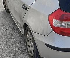 Bmw 116i 2005 - Image 3/3