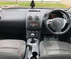 Qashqai 1.6 petrol 2008 - Image 8/9