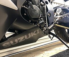2010 Suzuki GSX-R - Image 8/10