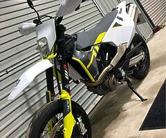 2020 Husqvarna 701 - Image 9/9