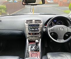 2006 Lexus IS220D - Image 6/8