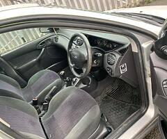2000 Ford Focus