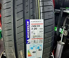 New and partworn tyres