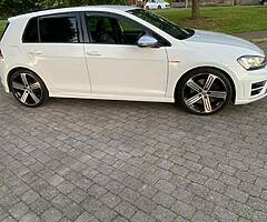 VW Golf R