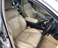 2005 Lexus IS