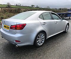 2005 Lexus IS - Image 3/5