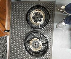 Cbr 600 F2 Wheels and front end