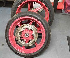 Cbr 600 F2 Wheels and front end