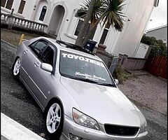 2003 Lexus IS 200