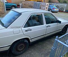 1984 Mercedes-Benz Mercedes-Benz 190