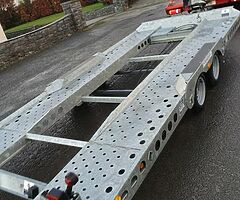 Ifor William's Car Transporter