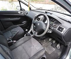 06 Peugeot 307sw - Image 4/10