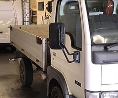 2005 Nissan cabster tilt bed