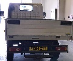 2005 Nissan cabster tilt bed