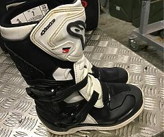 Youth motocross gear bell helmet alpinestars boots - Image 3/10