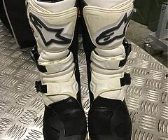 Youth motocross gear bell helmet alpinestars boots - Image 7/10