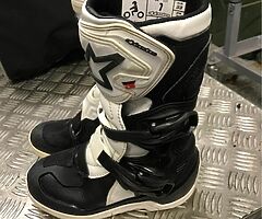Youth motocross gear bell helmet alpinestars boots - Image 8/10