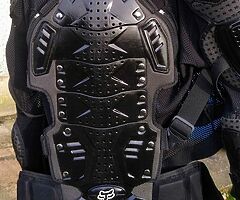 Fox titan body armour size large