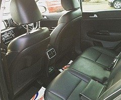 Kia Sportage 1.7CDTI... Top spec... - Image 8/10
