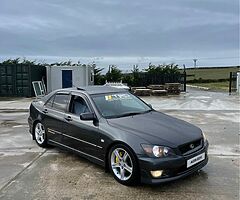 2002 Lexus IS 200 - Image 6/10