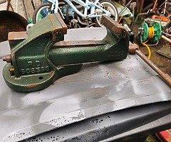 Old Record no 34 steel vice - Image 3/5