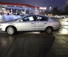 Volkswagon passat car - Image 6/8