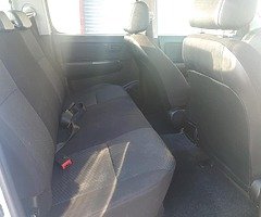 2015 Toyota Hilux - Image 8/10