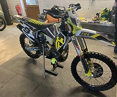 2020 husqvarna te250i - Image 3/3