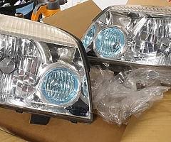 X-trail headlights