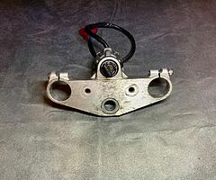 Yamaha Fazer FZS 600 1998-2002 Top Yoke, Ignition and Key