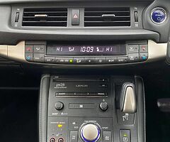 2017 Lexus CT - Image 5/10