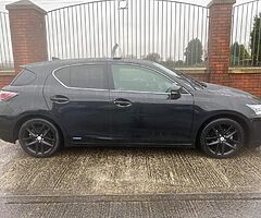 2017 Lexus CT - Image 7/10