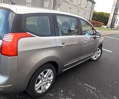 2014 Peugeot 5008 7-seater automatic - Image 4/7