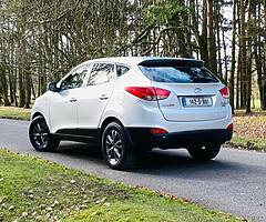 Hyundai IX35 COMFORT 1.7 DIESEL - Image 5/10