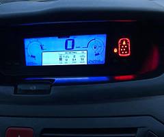 Citroen c4 1.6 diesel 7 seater nct and tax - Image 8/9