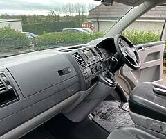 2010 Volkswagen Volkswagen Transporter Shuttle - Image 10/10