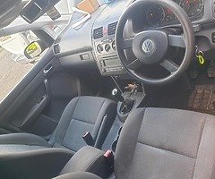 2004 Volkswagen Touran - Image 3/9