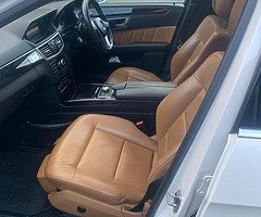 2012 Mercedes-Benz E-Class - Image 4/10