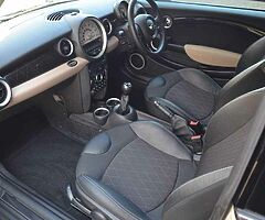 2013 MINI One Baker Street