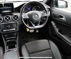 Mercedes A-class 2015 2.2 automatic - Image 8/10