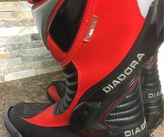 Diadora Motorcycle Boots Size 43/9 Good Condition Black and Red