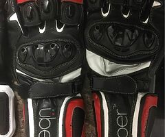Motorcycle Gloves size Xl Good Condition