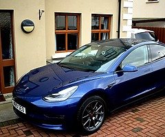 2019 Tesla Model 3 - Image 3/9