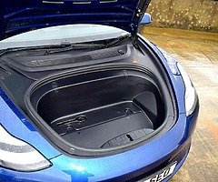 2019 Tesla Model 3 - Image 5/9