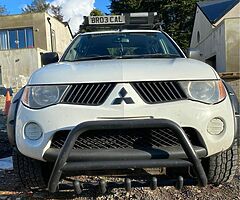 2006 Mitsubishi L200