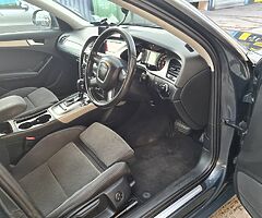 Audi a4 b8 2.0tdi auto 8+1
Ncted and taxed